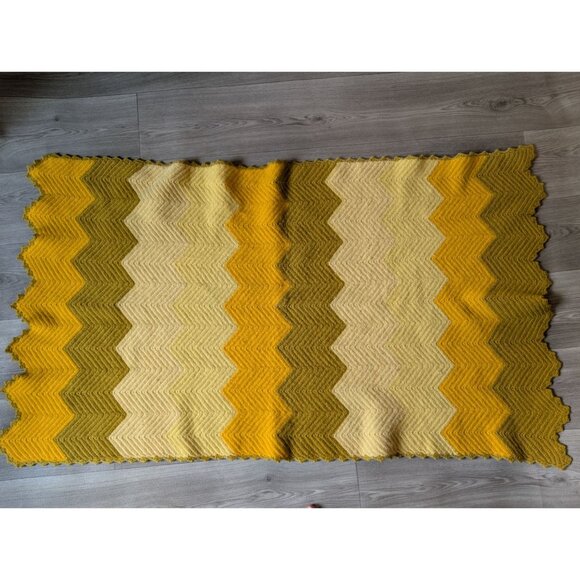 Handmade Chevron Wool Knit Blanket In Yellow & Green Tones - Picture 2 of 3